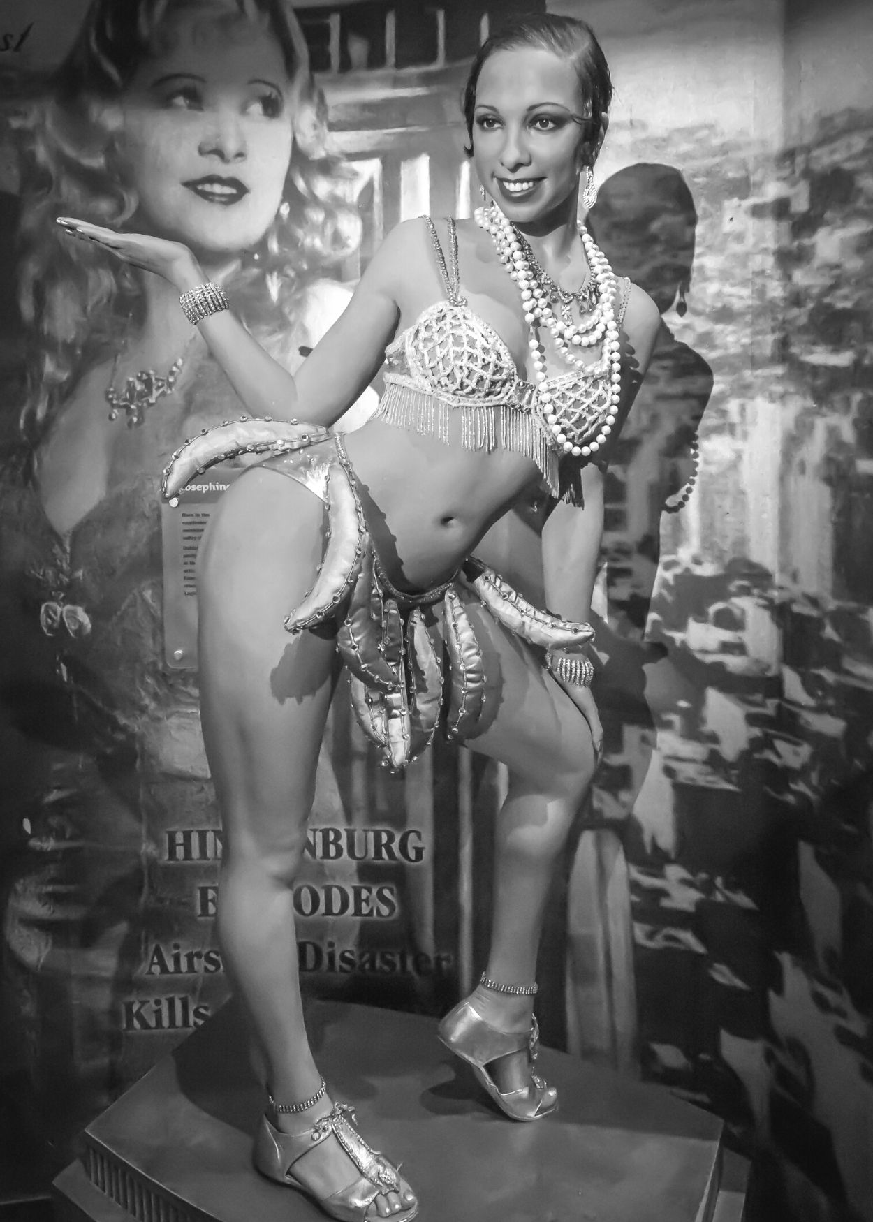 Josephine Baker beim Tanzen