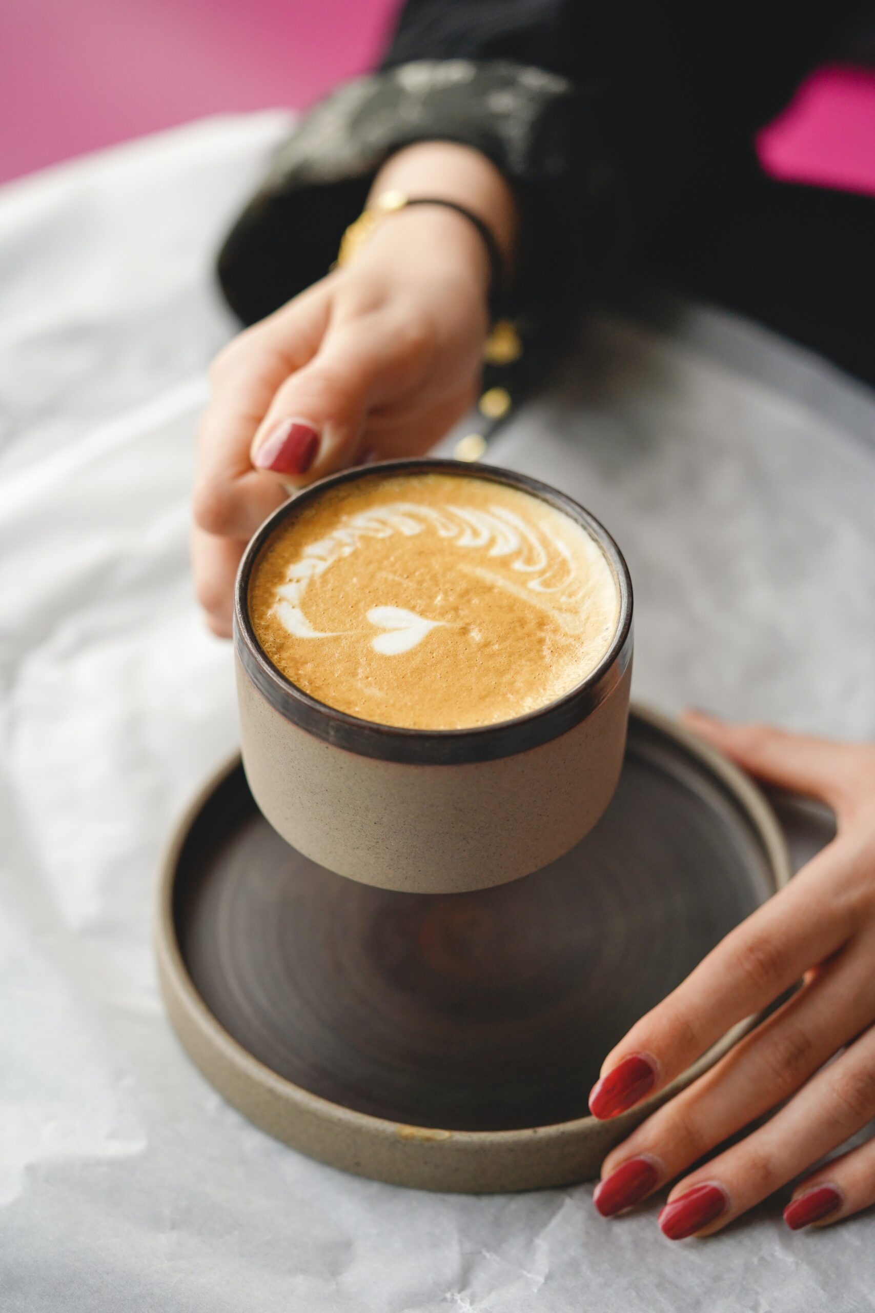 Powernap in Kombination mit Kaffee? So funktioniert der Trend.