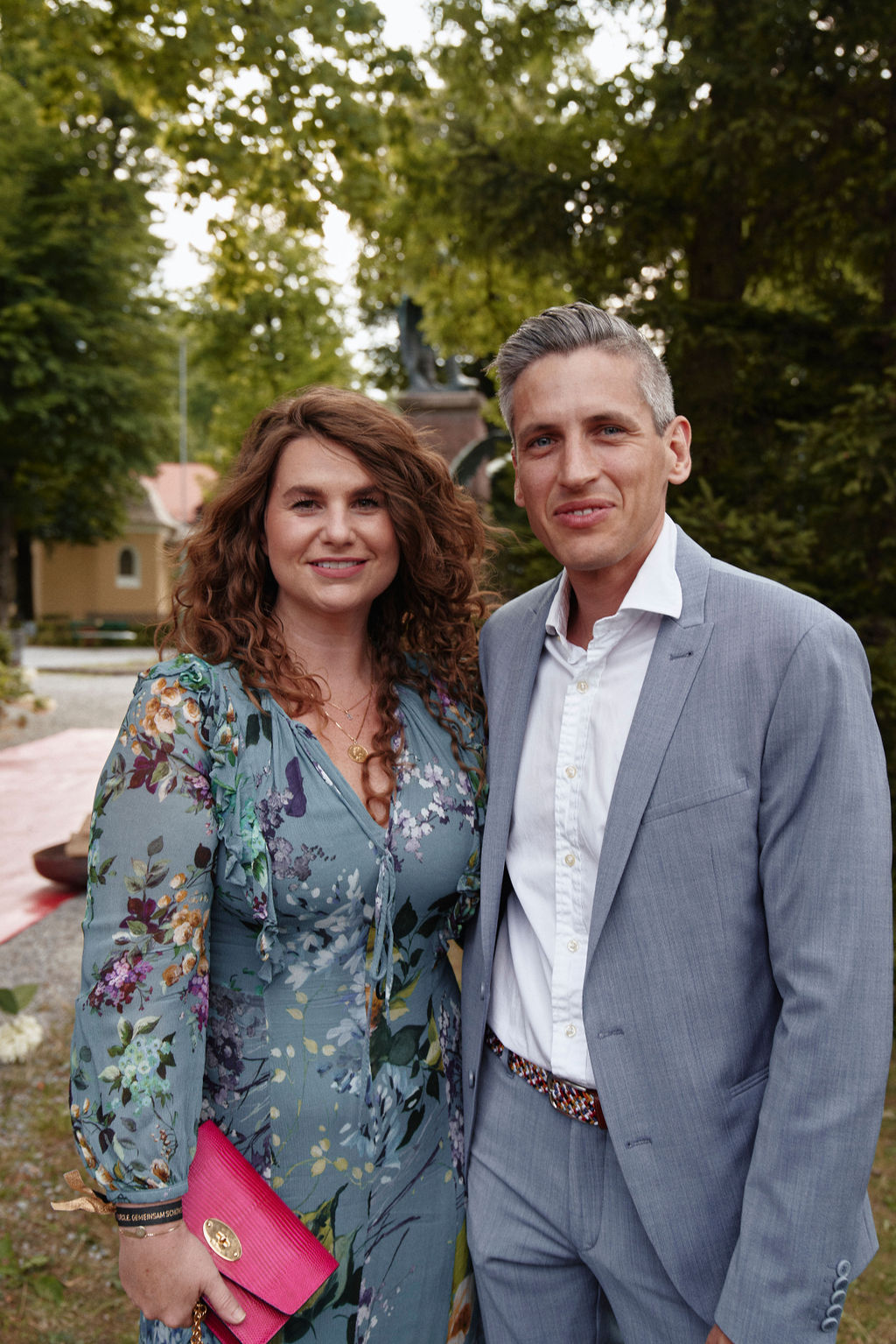 Entspannter Aperitif im Garten