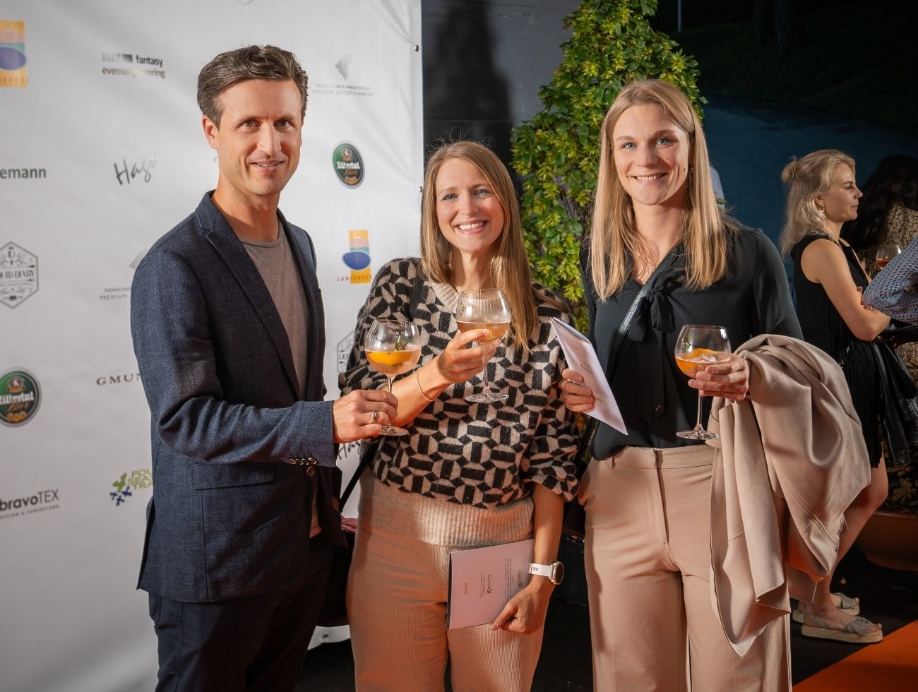 Elias Walser, Tessa Mellinger und Nathalie Braquet