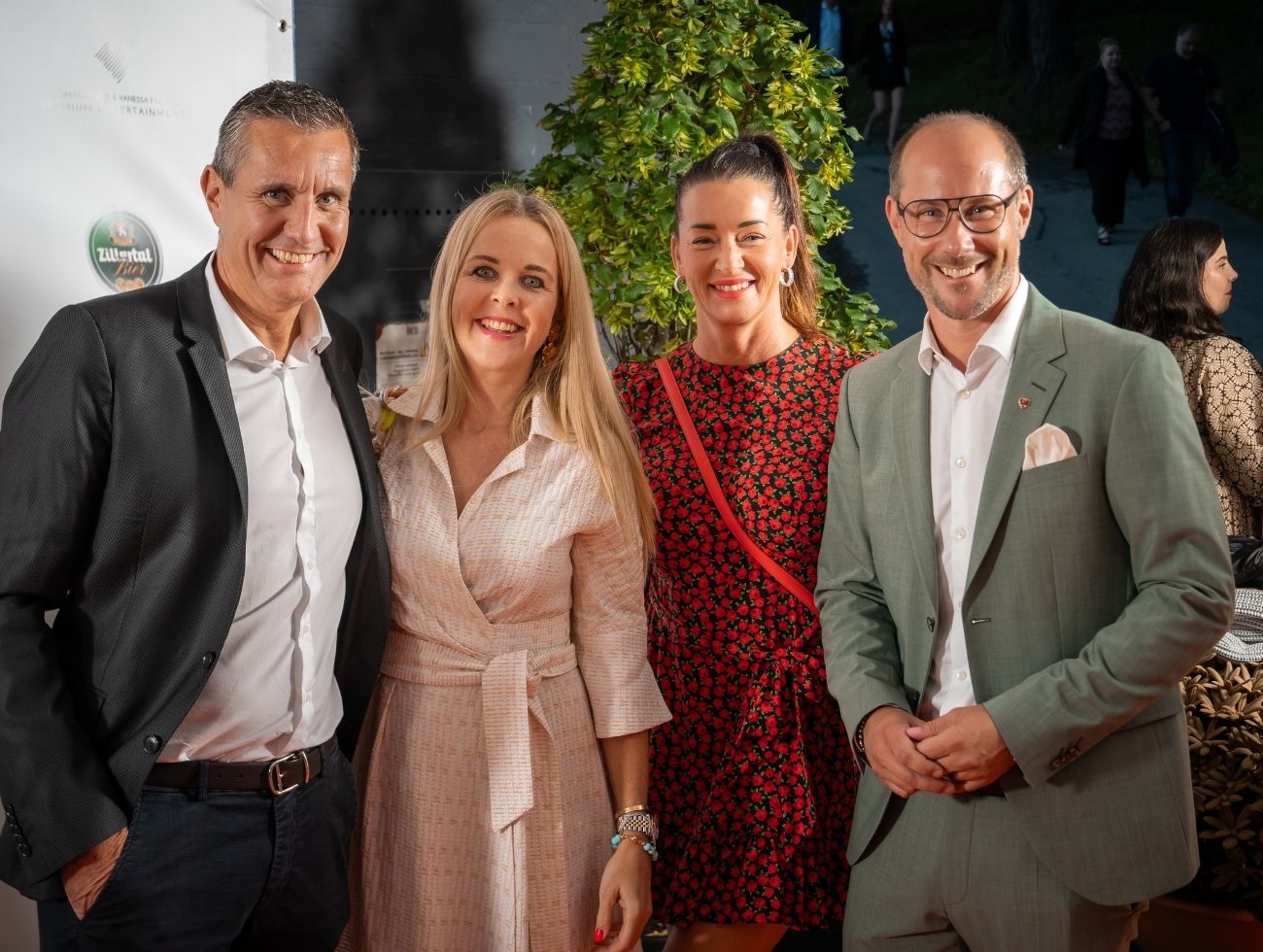 Gerald Unterberger (Autohaus Unterberger), Belinda Unterberger, Jasmin Gerber (Hotel Mooshaus), Mario Gerber (Landesrat)