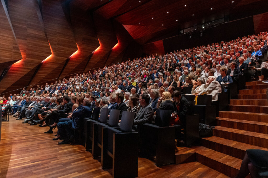 Publikum Festspielhaus Erl