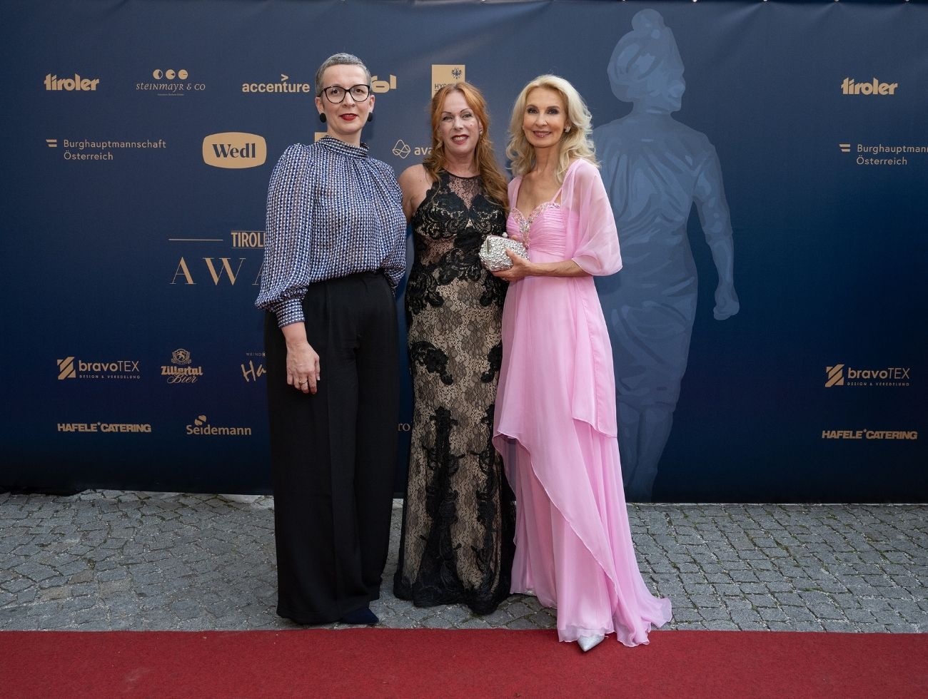 Eva Maria Senns, Bettina Fillinger, Eva Lind