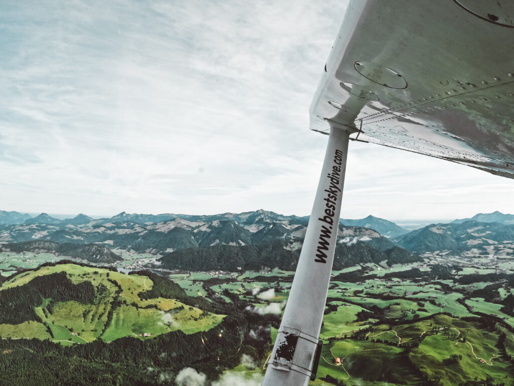 Fallschirmspringen gemeinsam mit Best Skydive Tirol