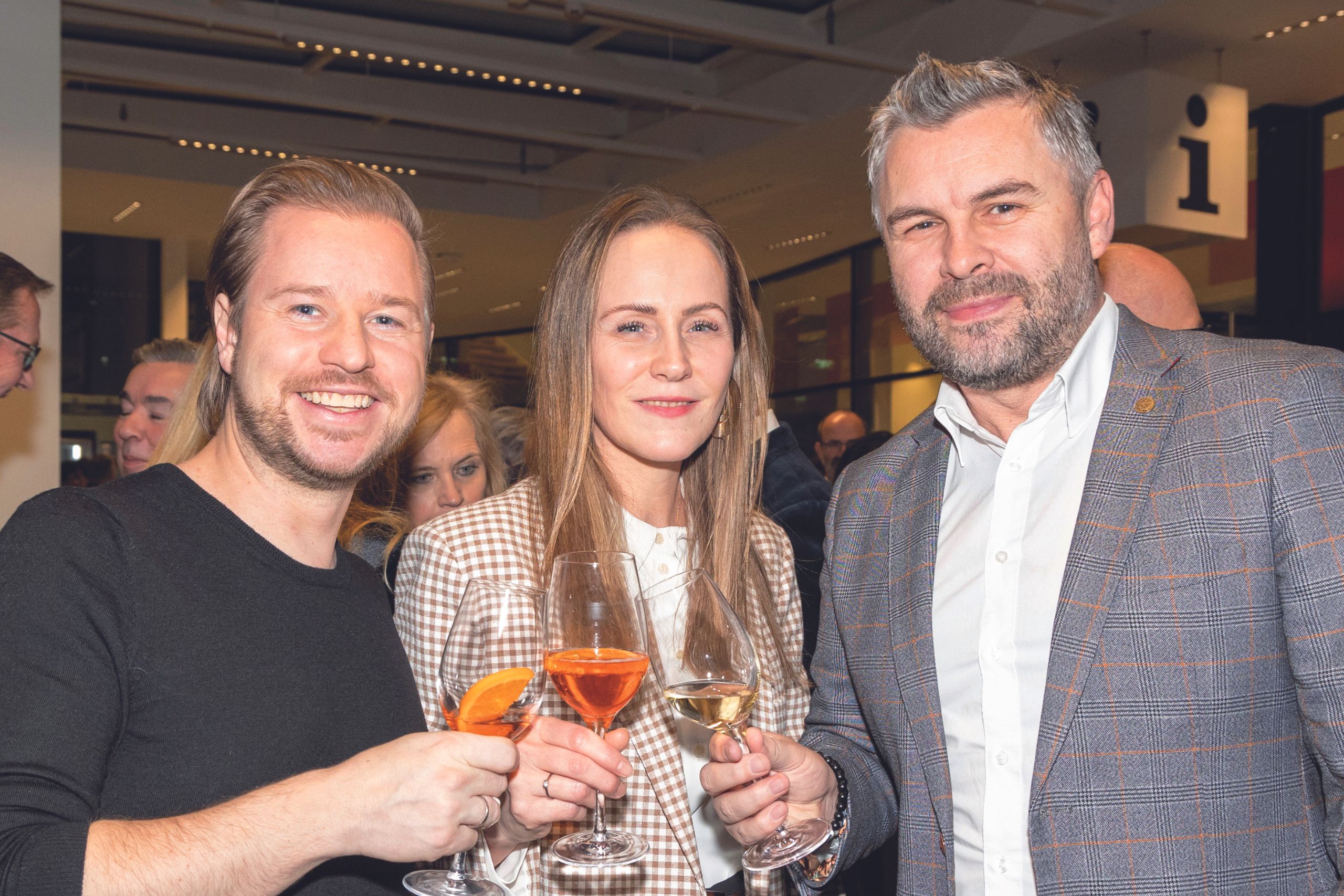 Ferdinand Marquez, Katharina Zierl (beide TIROLERIN) und Marco Witting (TT)