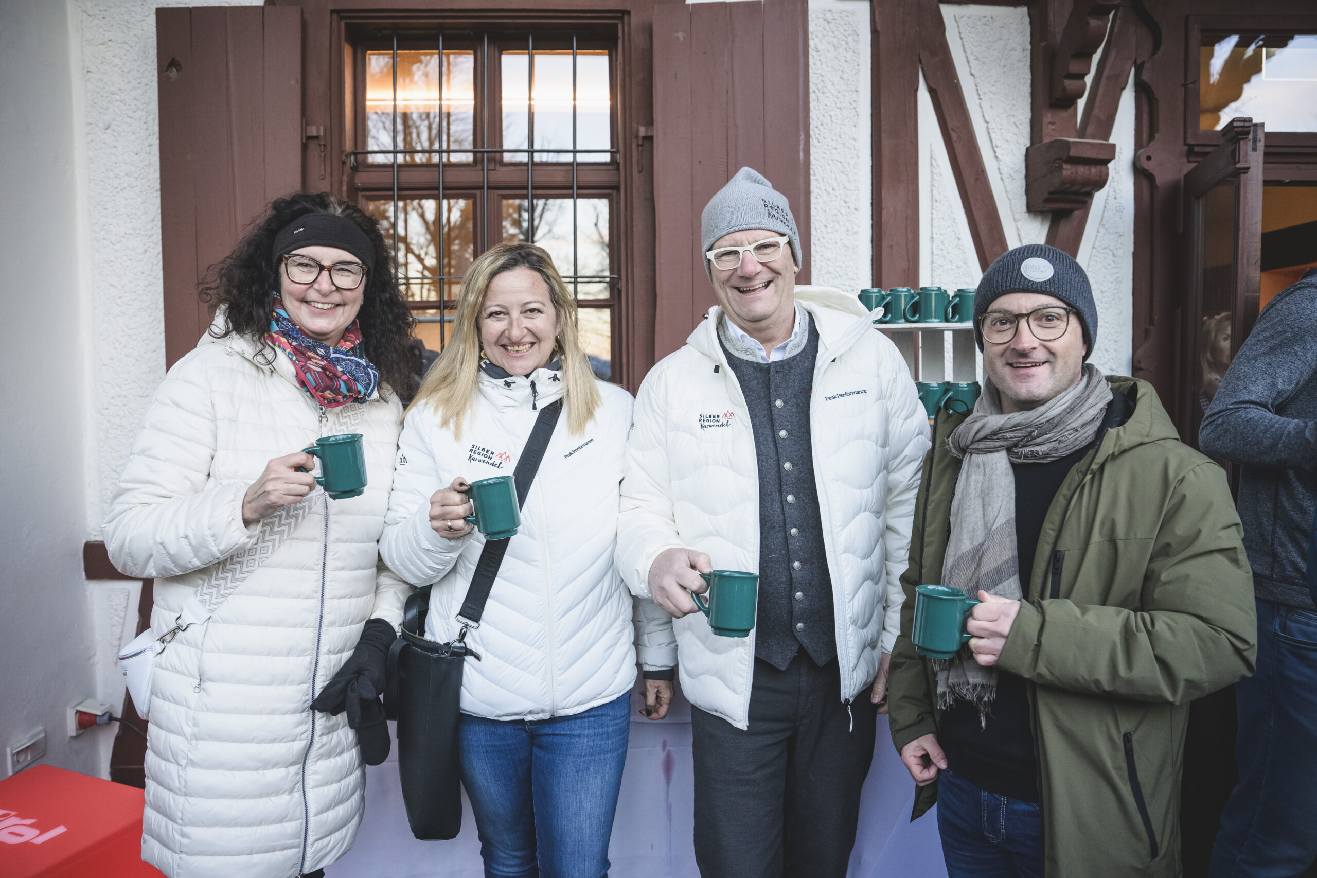 Manfred Berkmann, Andreas Jenewein, Elisabeth Frontull, Elisabeth Jenewein (alle TVB Silberregion Karwendel)