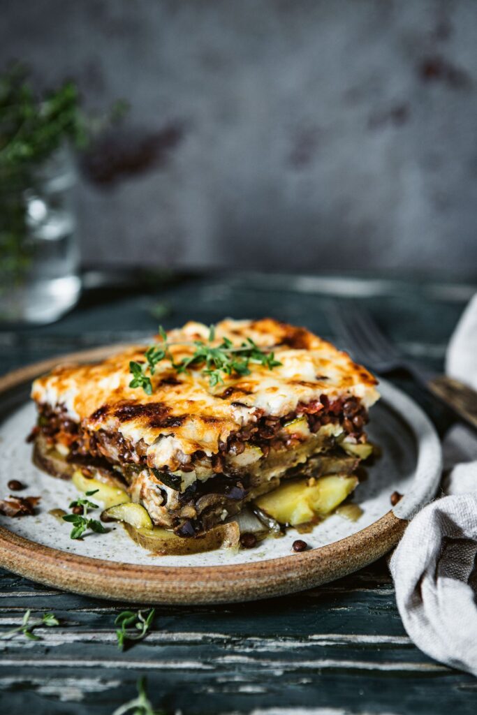 Moussaka mit Belugalinsen