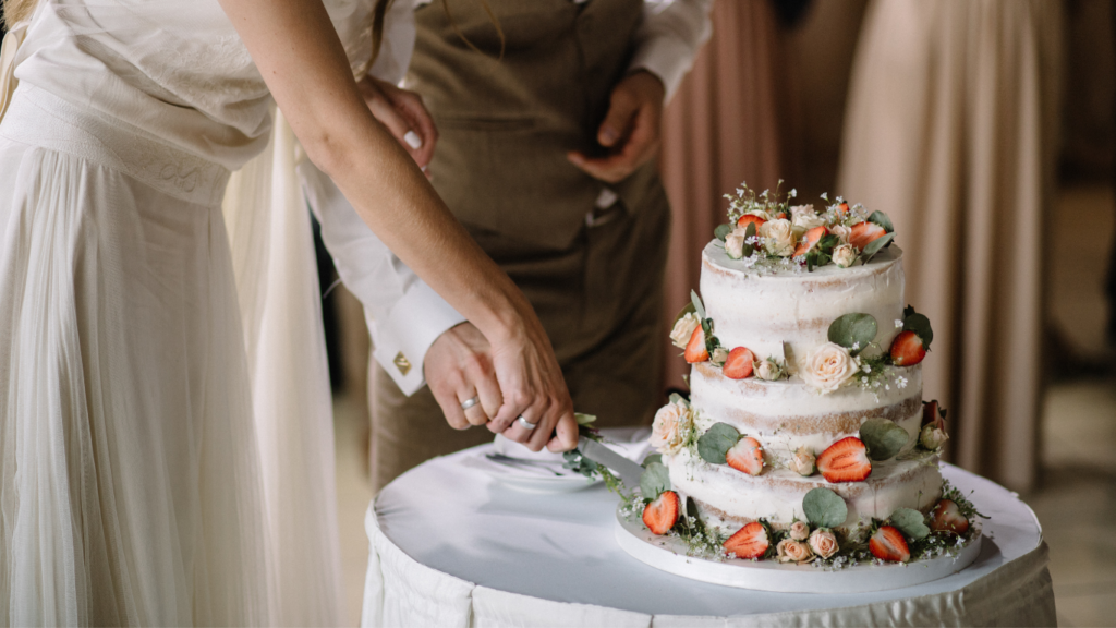 Wir schenken dir deine Hochzeit: Hochzeitstorte