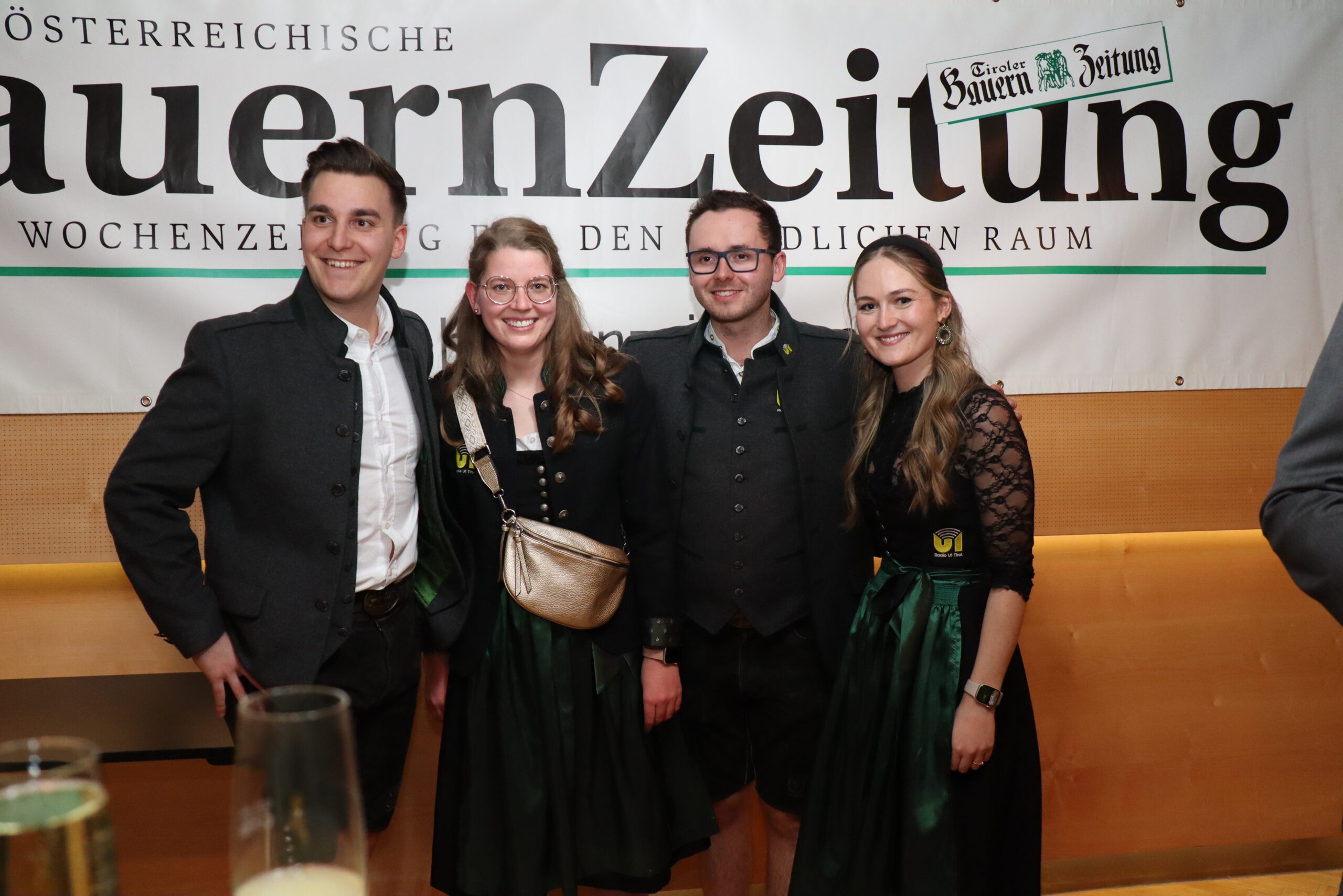 Das Team des Radio U1 Tirol beim Bauernbundball 2024