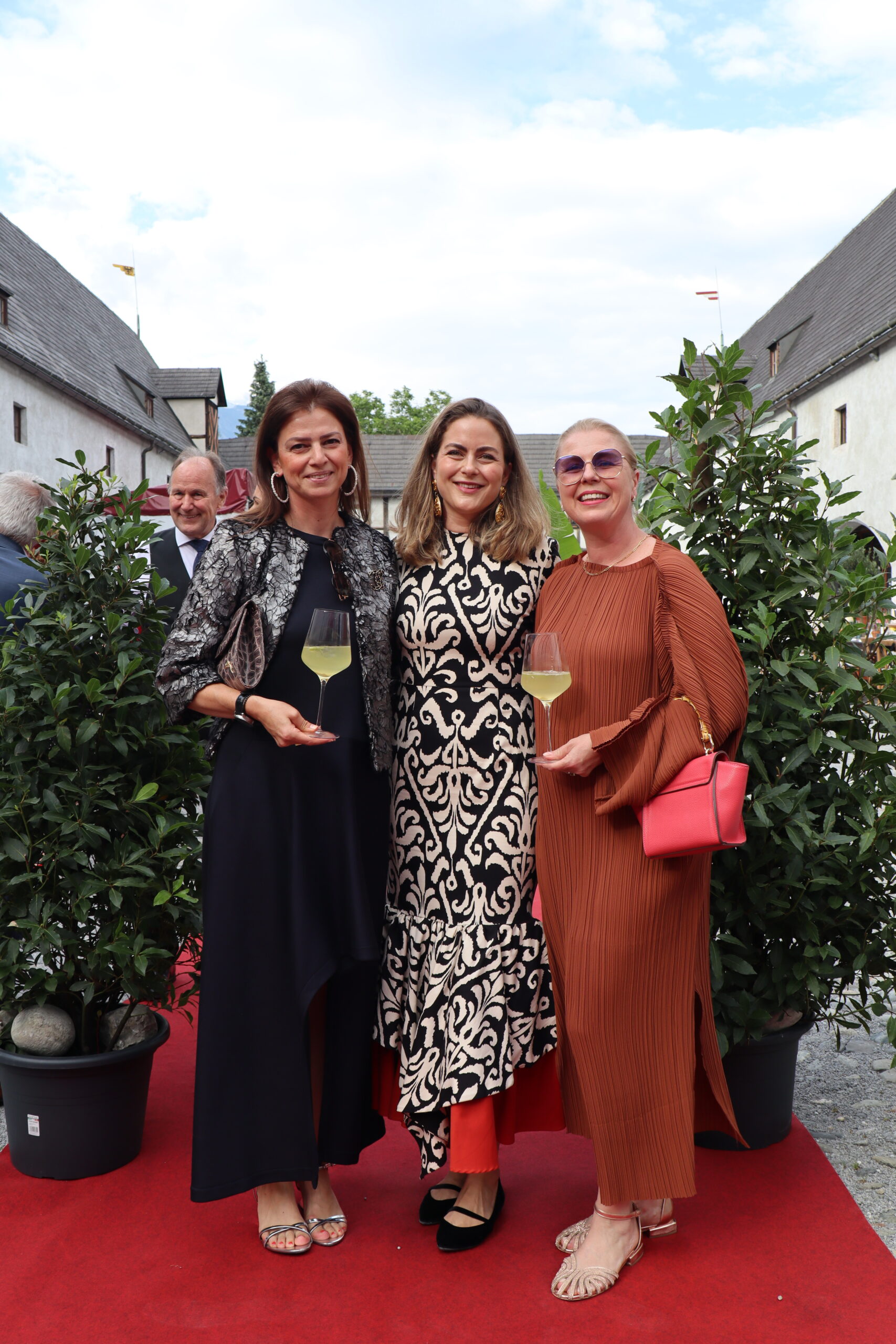 Kunst, Genuss & sommerfreude Art-Circle-Gala im Zeughaus Innsbruck